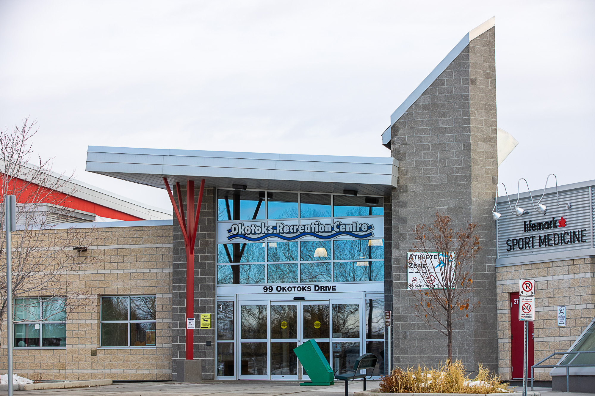 okotoks rec centre exterior